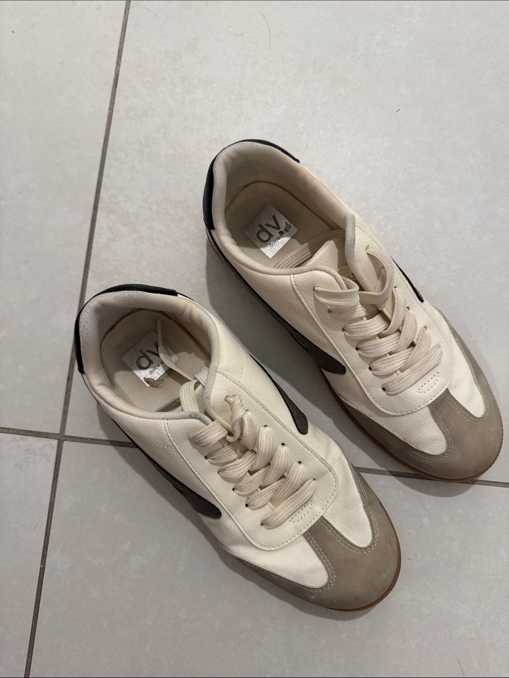 Dolce Vita Men's Cream, Taupe & Black Retro-Style Sneakers - Picture 2 of 5